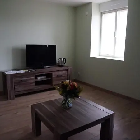 Domaine Des Pierres Jumelles-balade A Cheval-chambre D'hotes Mayenne 3*