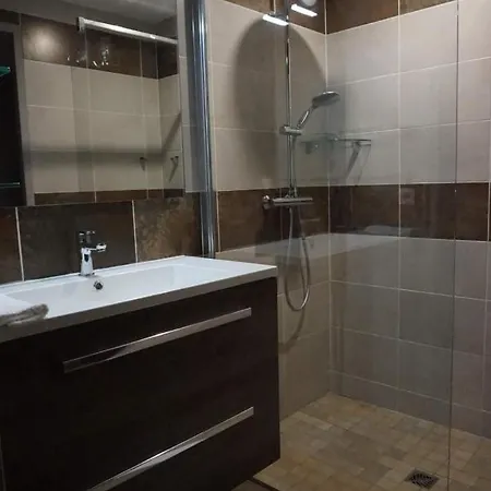 Domaine Des Pierres Jumelles-balade A Cheval-chambre D'hotes Mayenne 3*