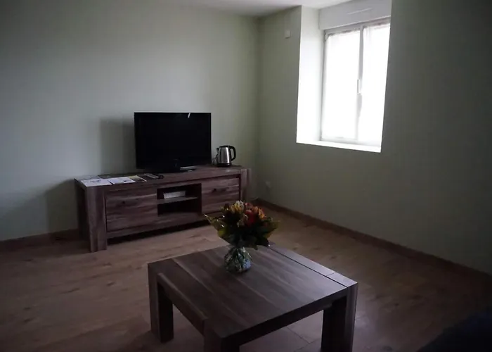 Domaine Des Pierres Jumelles-balade A Cheval-chambre D'hotes Mayenne 3*